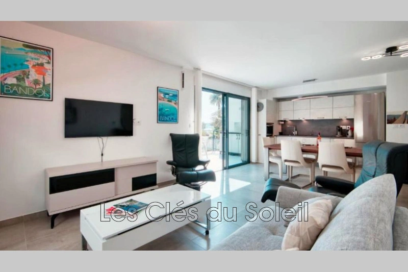 2 - vente appartement plage à pied bandol var france