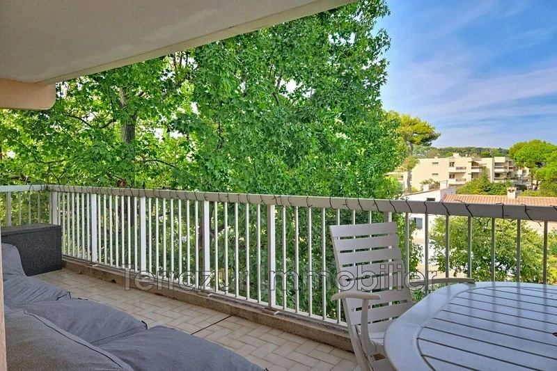 2 - apartment for sale in golfe juan alpes-maritimes france