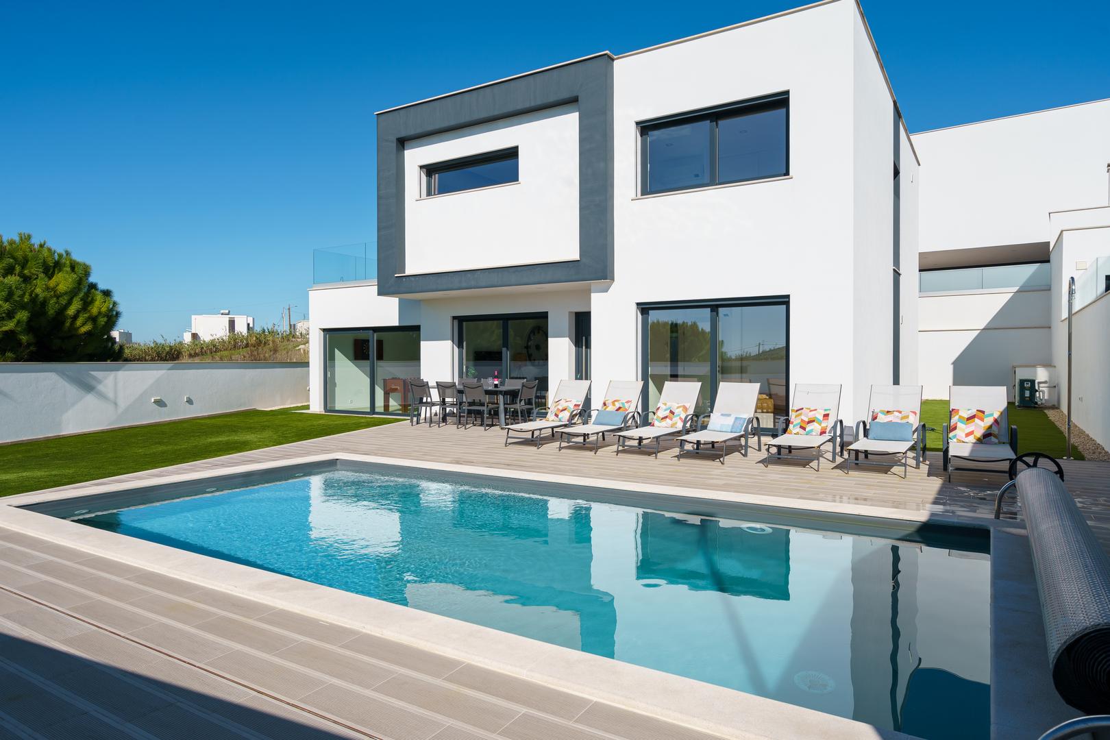 1 - sea view villa for vacation rentals in lourinhã centro region portugal