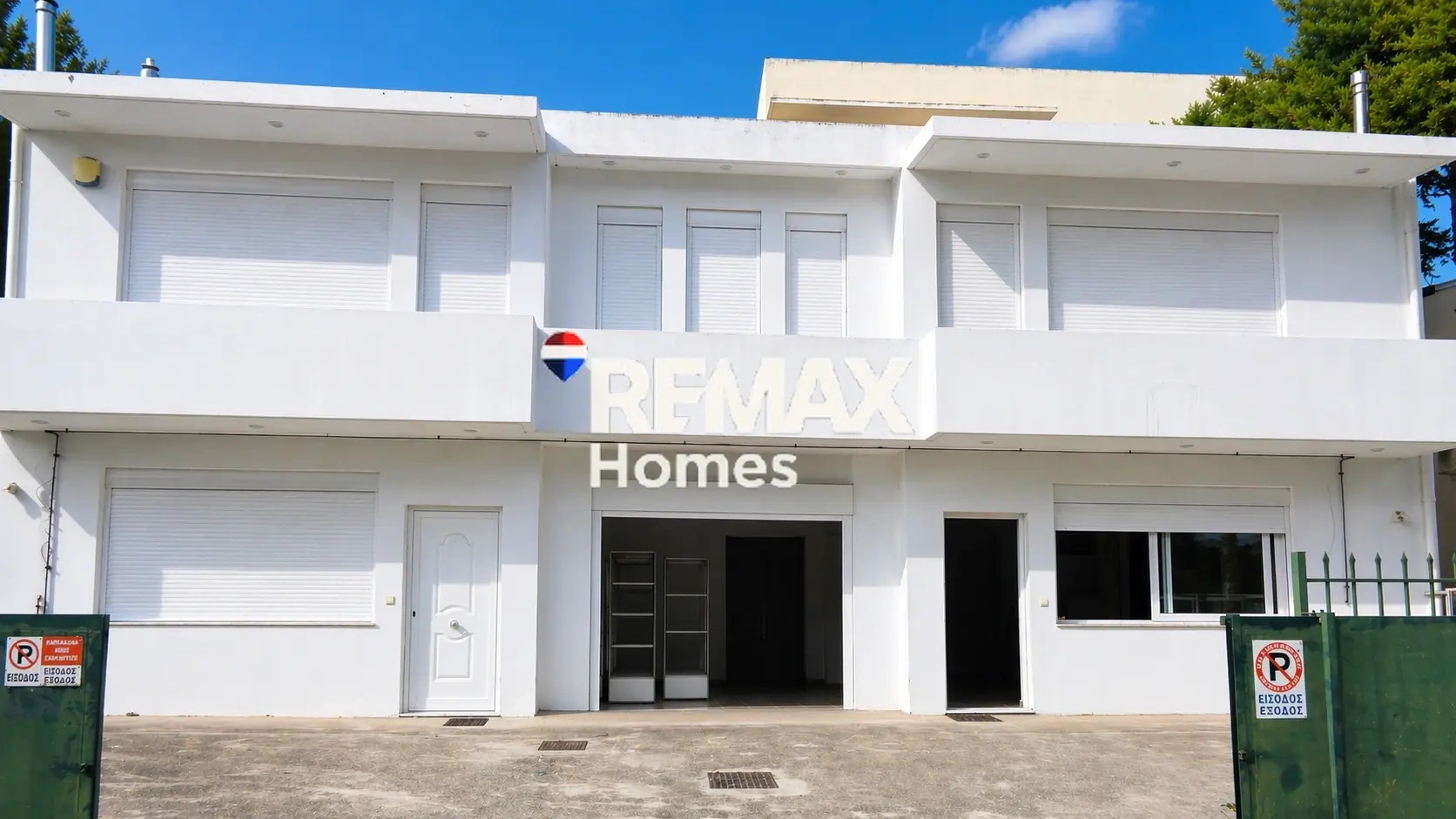 business of 270 m²