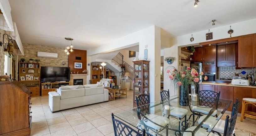 2 - venta villa frente al mar larnaca lárnaca chipre
