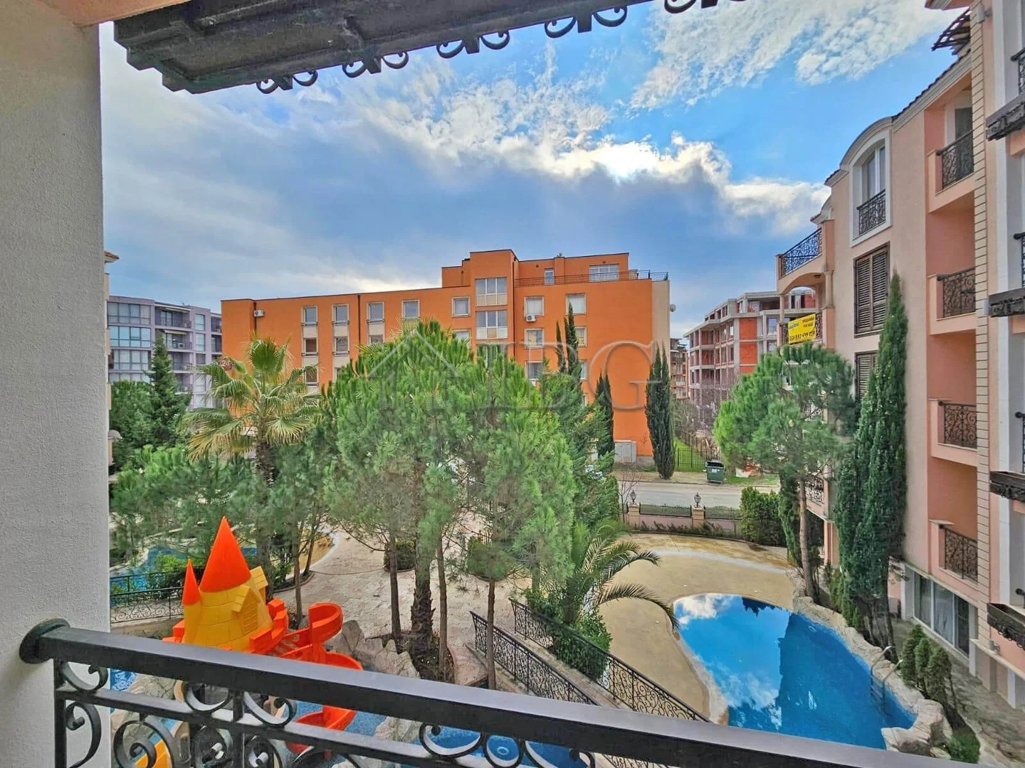 2 - vente appartement plage à pied sunny beach burgas bulgarie