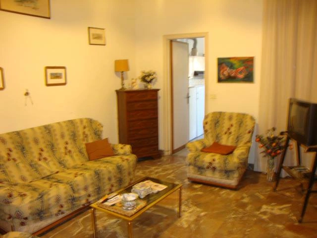 2 - venta casa a pie de playa viareggio toscana italia