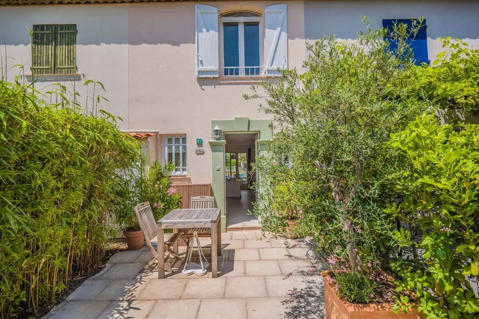 2 - affitto vacanze casa fronte mare cogolin var francia