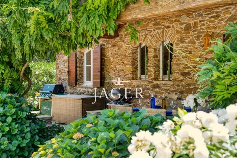 2 - vente maison la garde-freinet var france