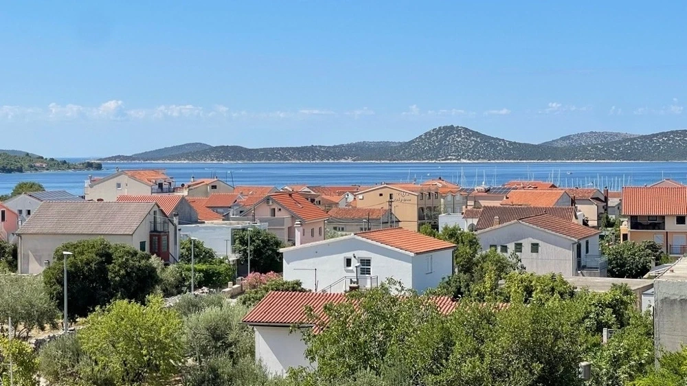 2 - vendita appartamento vista mare vodice sebenico e tenin croazia