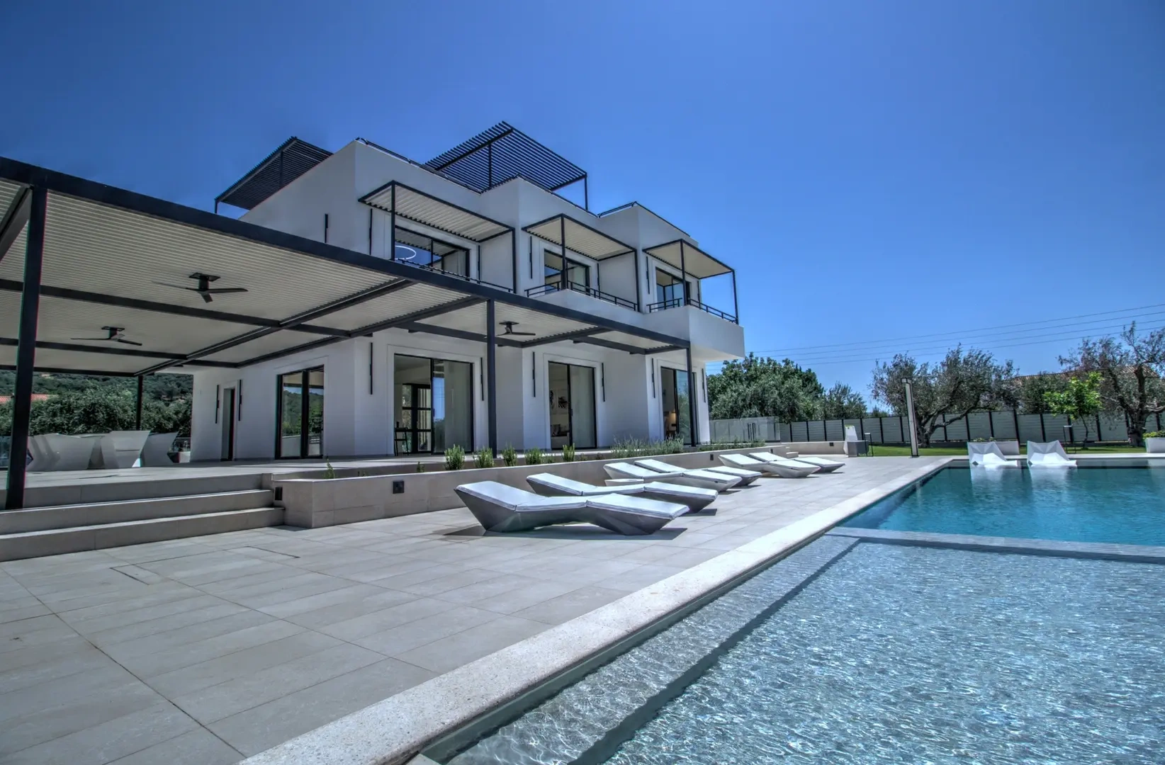 2 - venta villa frente al mar corfu islas jónicas grecia