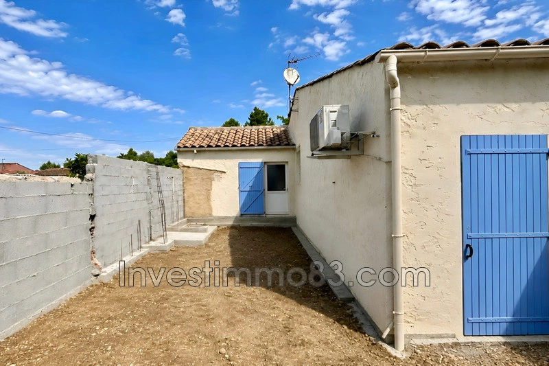 2 - venta casa tourves var francia
