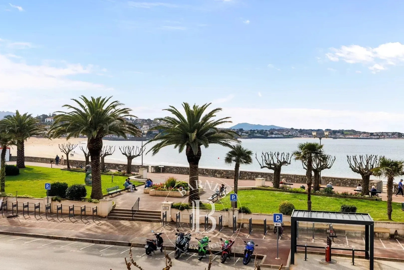 1 - sea view apartment for sale in st-jean-de-luz - côte basque pyrénées-atlantiques - côte basque france