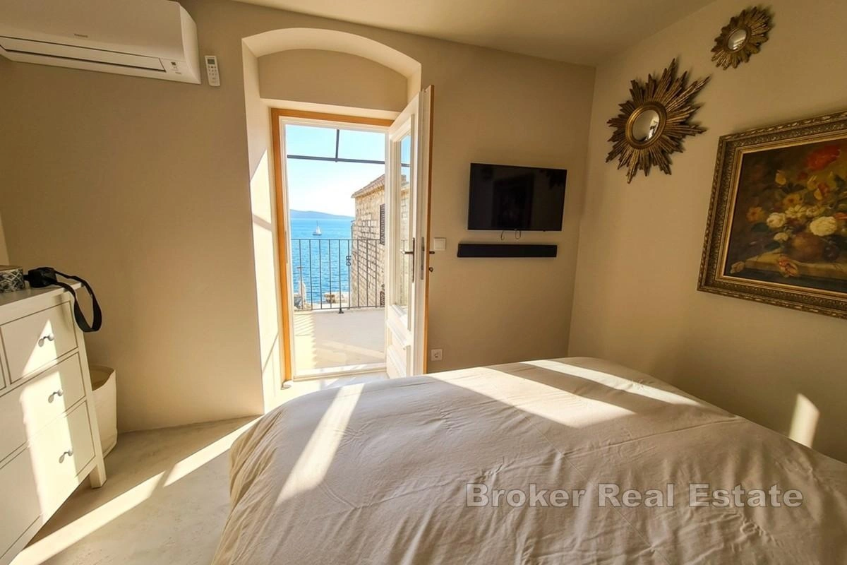 2 - vente appartement pieds dans l'eau kaštela split-dalmatie croatie