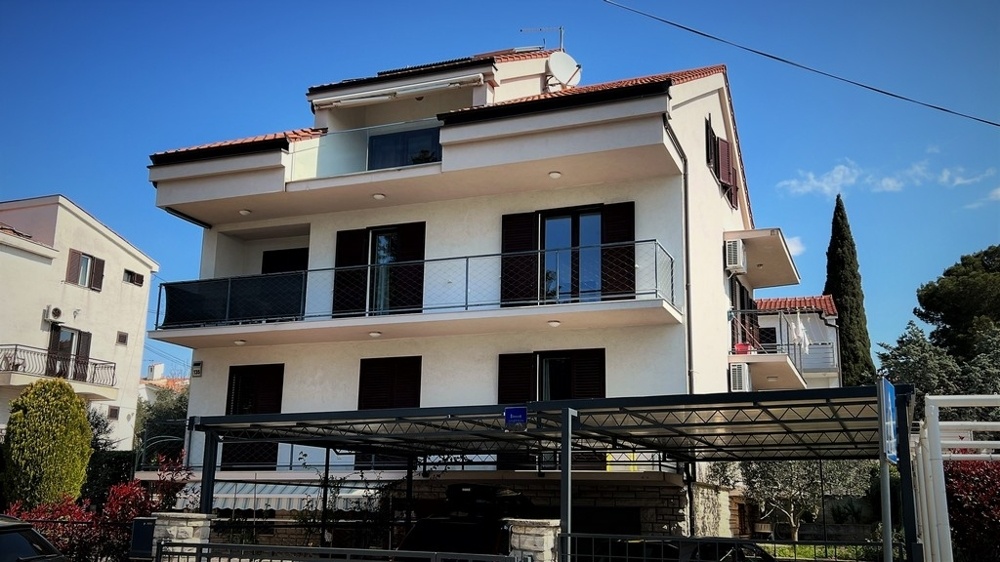 1 - vendita stabile vista mare sveti filip i jakov regione zaratina croazia