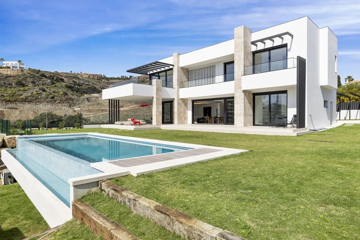 1 - sea view villa for sale in benahavis - costa del sol andalusia spain