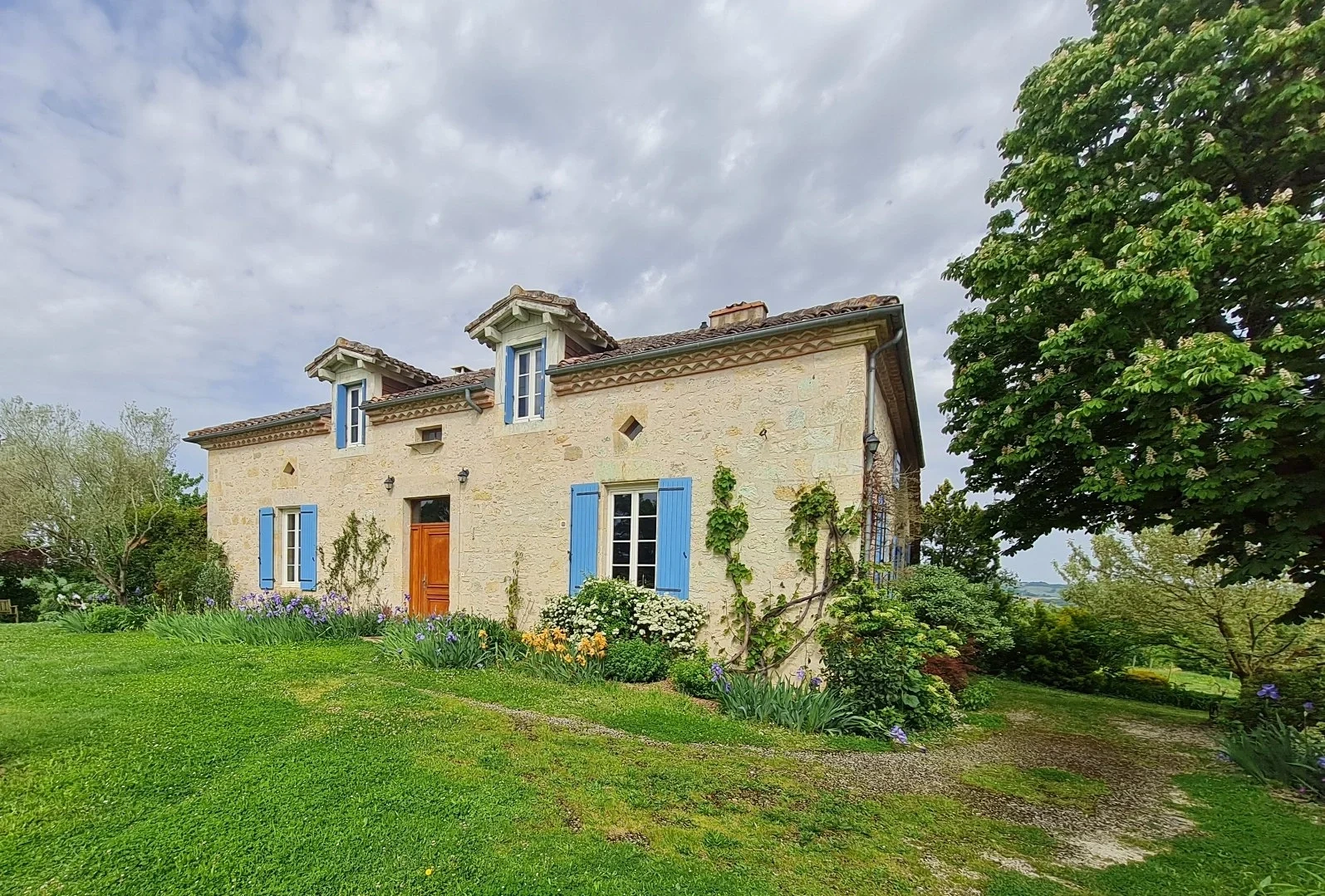2 - vente maison miradoux gers france