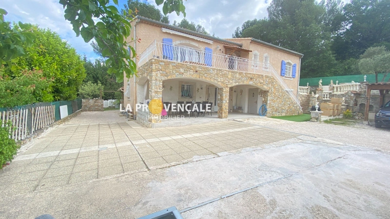 1 - house for sale in saint-savournin bouches-du-rhône france