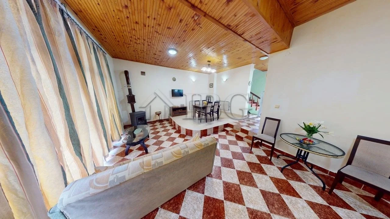 2 - venda casa poroy burgas bulgária