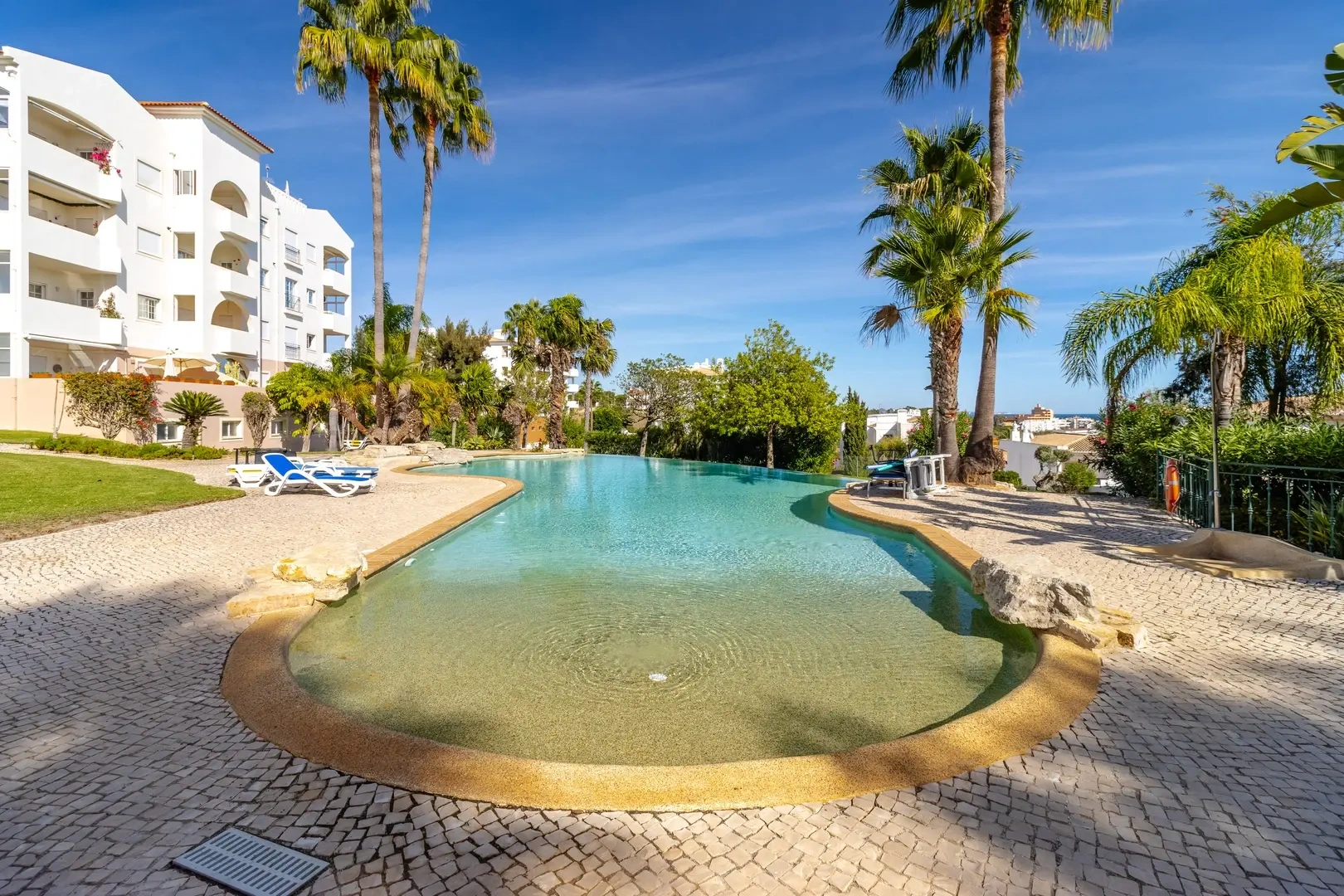 2 - venta apartamento vista al mar lagos algarve portugal