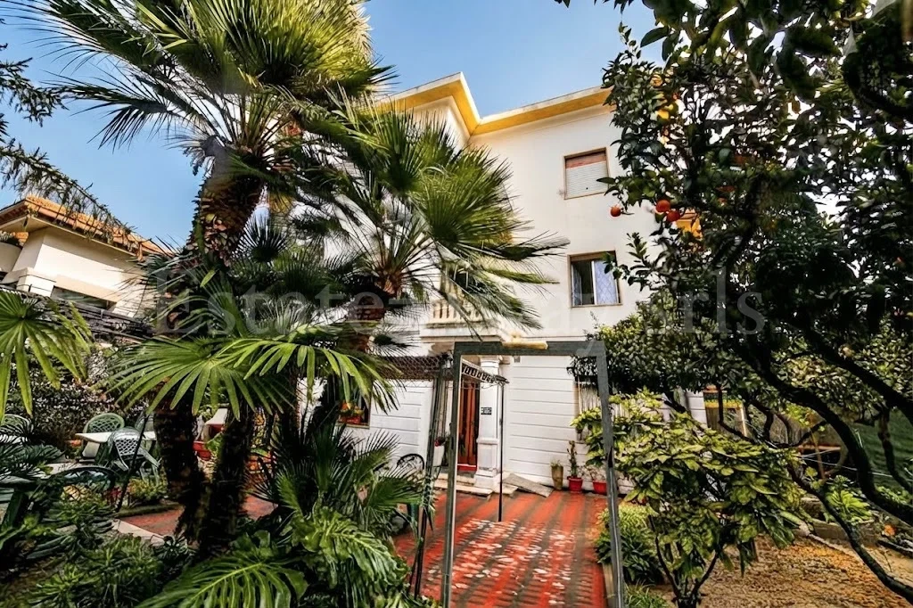 1 - vendita casa spiaggia a piedi bordighera liguria italia