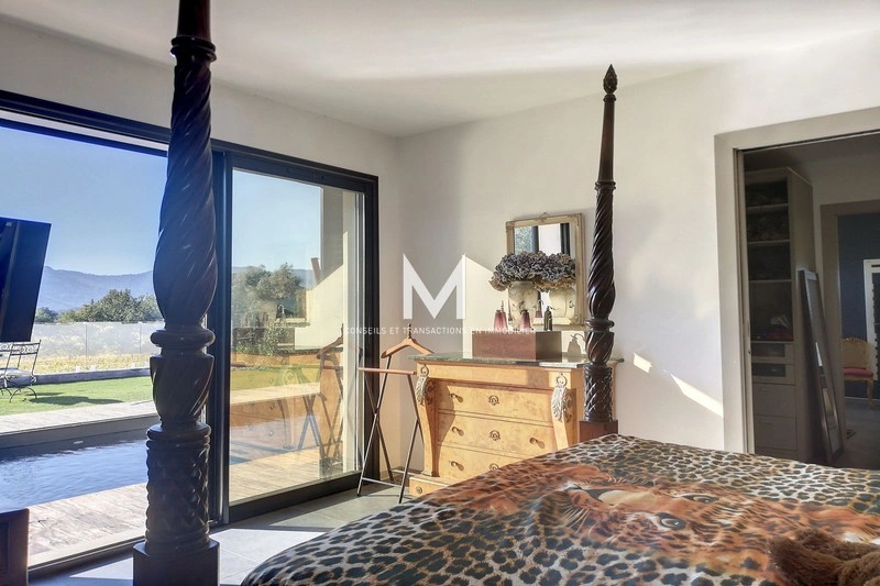 2 - house for sale in le plan-de-la-tour var france