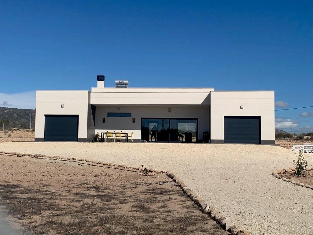 1 - verkoop huis pinoso valencian community spanje