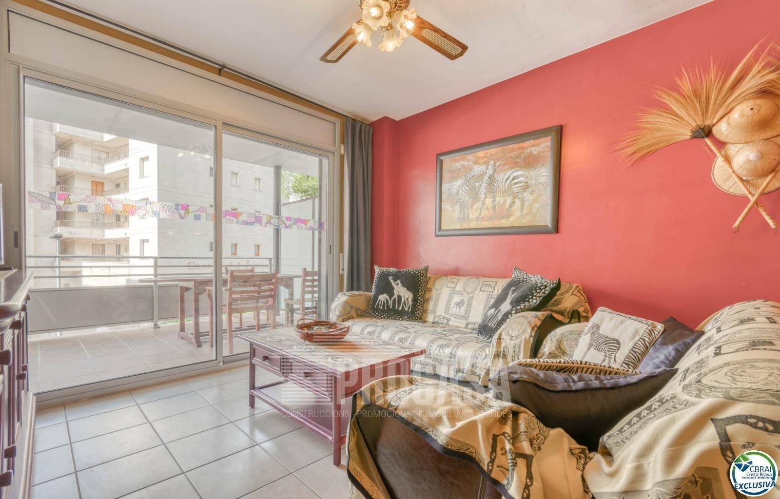 1 - продажа квартира пляж пешком roses - costa brava каталония испания
