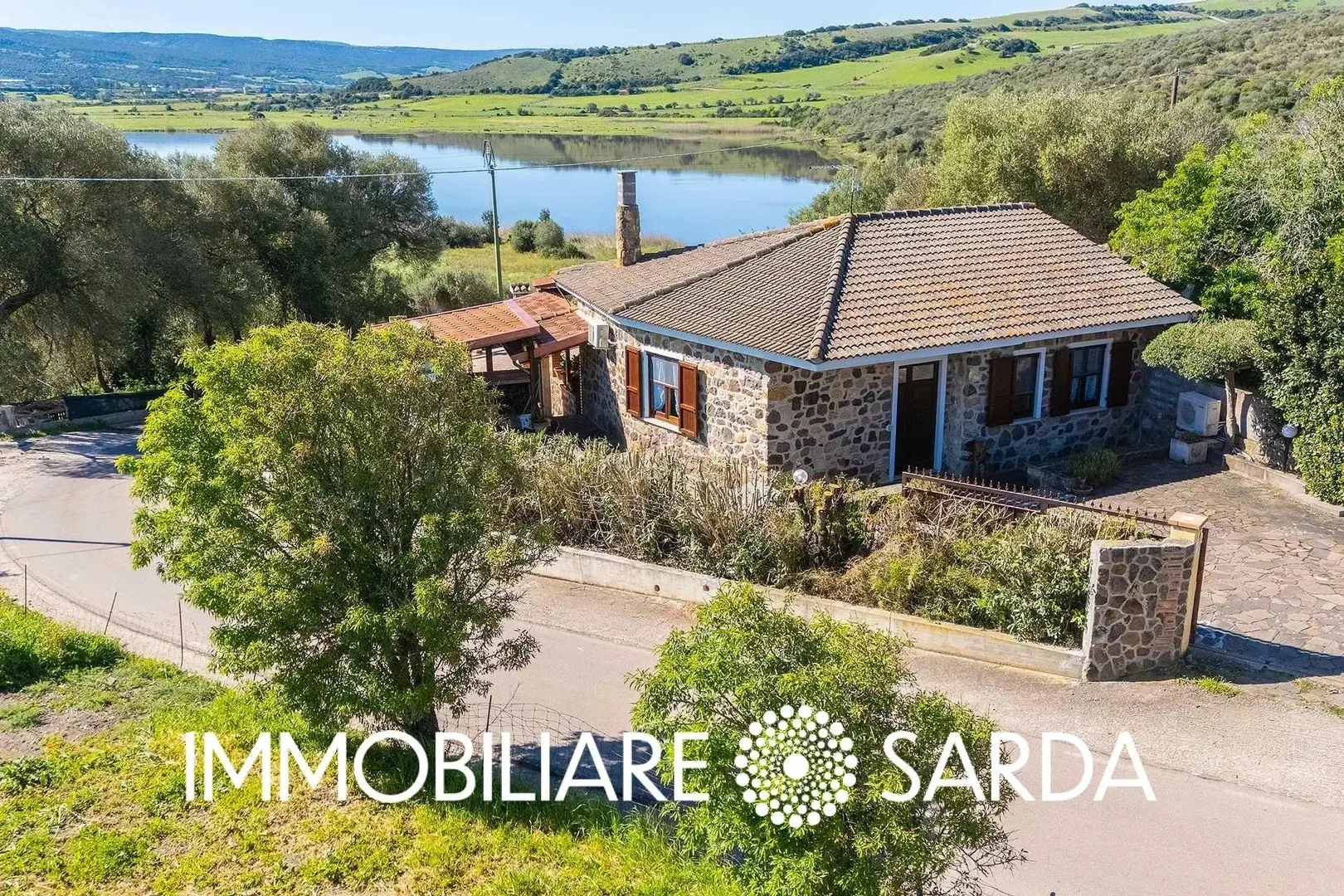 1 - verkauf villa bortigiadas sardinien italien