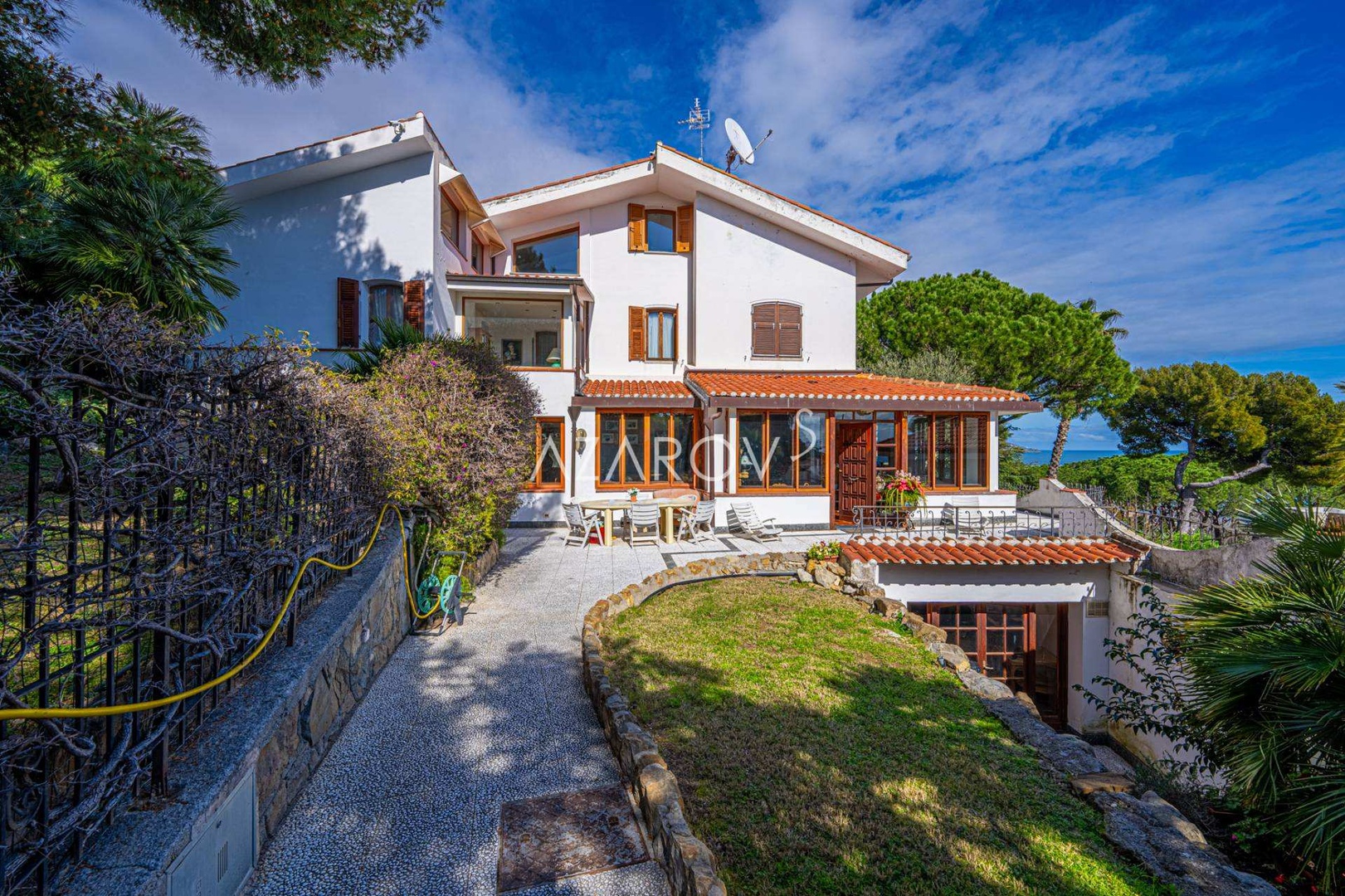 2 - venda casa vista de mar sanremo liguria itália
