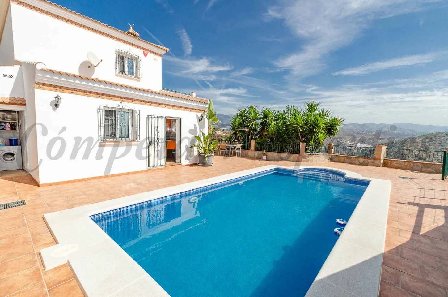1 - venta casa arenas de velez andalucía españa
