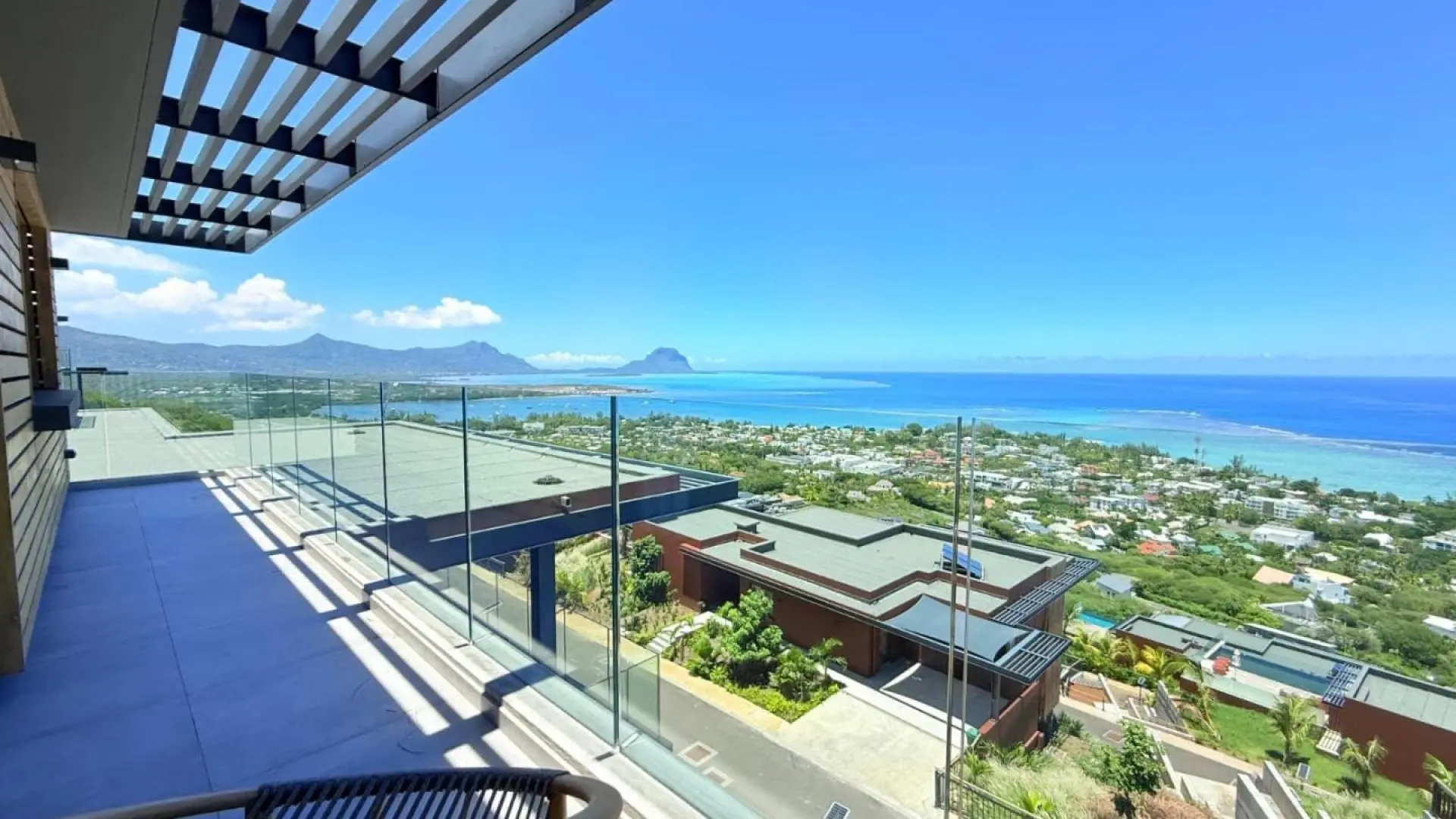 2 - vente villa vue mer rivière noire rivière noire île maurice