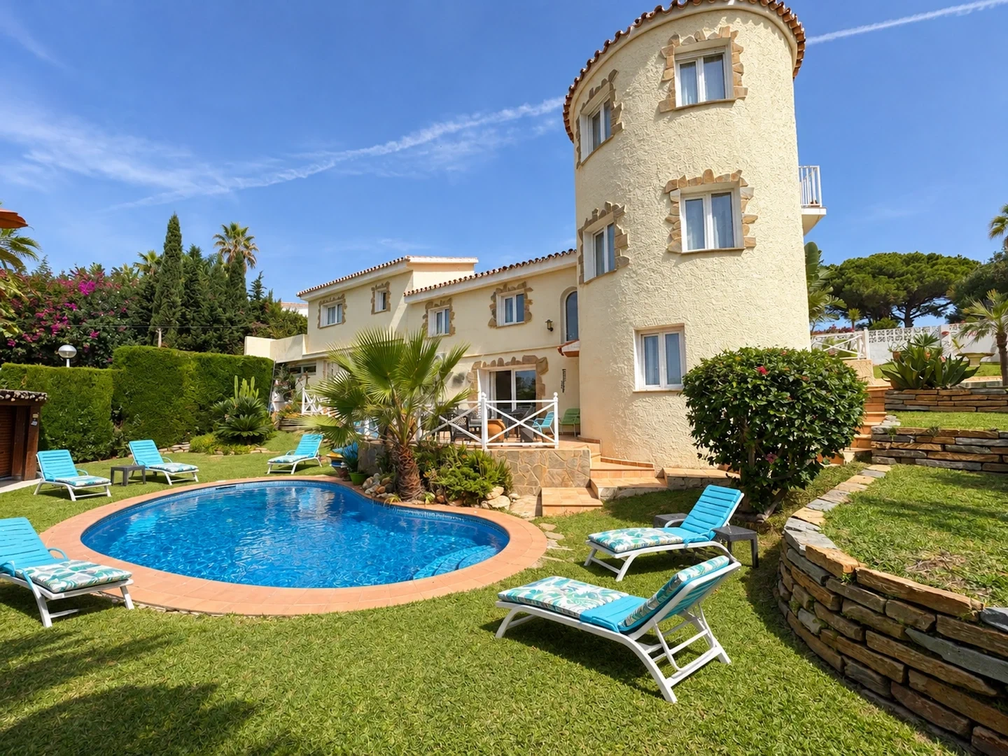 2 - verkoop huis aan het water mijas andalusië spanje