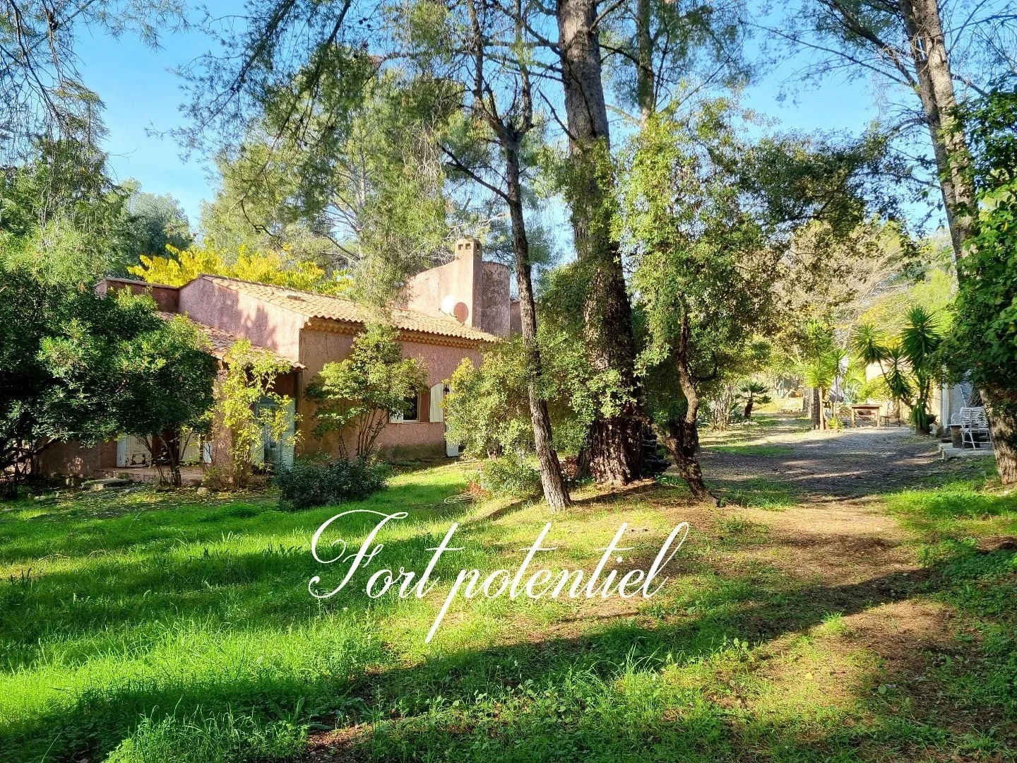1 - venta casa le castellet var francia