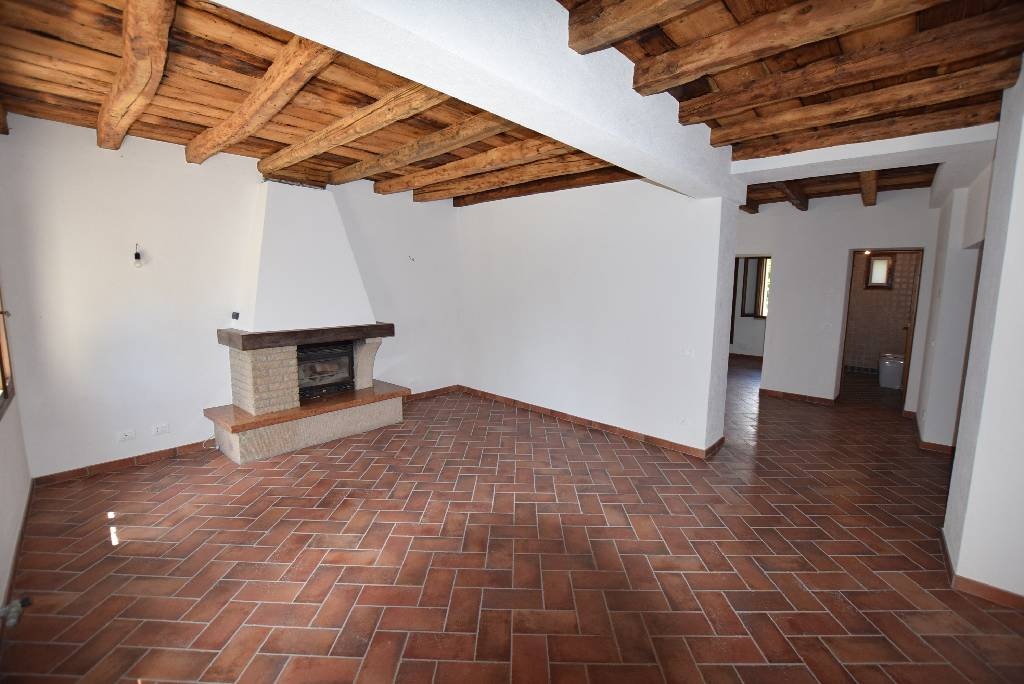 2 - house for sale in volpago del montello veneto italy