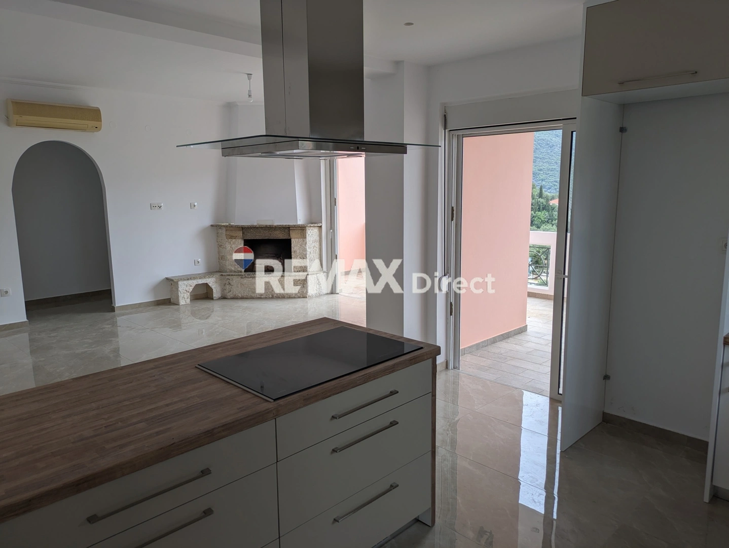 2 - sea view apartment for sale in igoumenítsa epirus greece