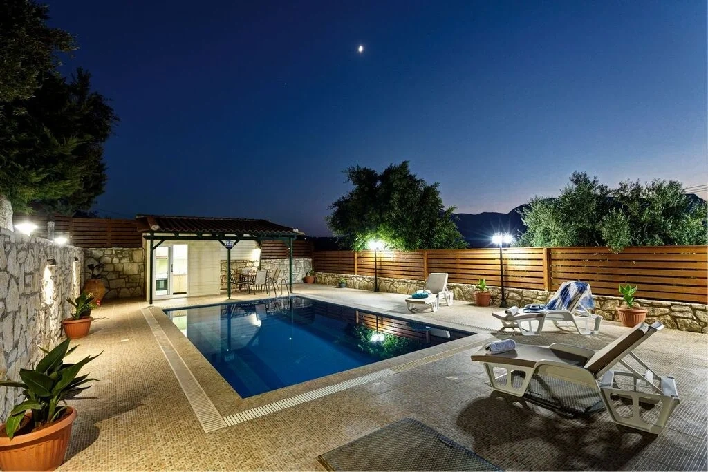 2 - venta casa vista al mar kavrochori creta grecia