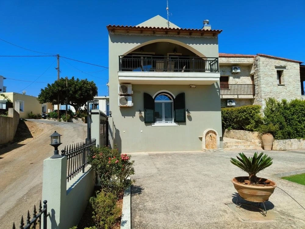 2 - house for sale in varipetro crete greece
