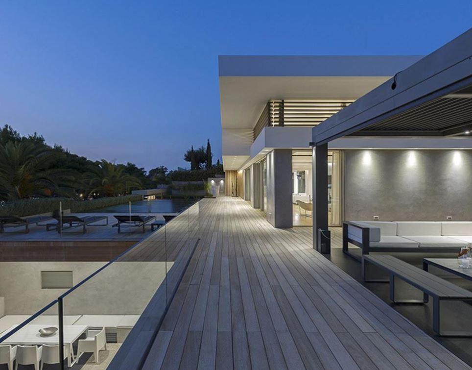 2 - house for sale in vouliagmeni attica greece