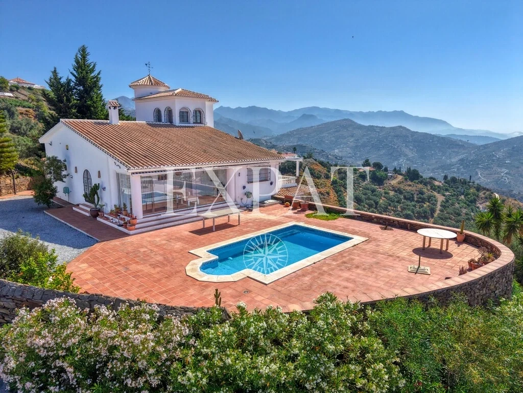 2 - sea view house for sale in sayalonga andalusia spain