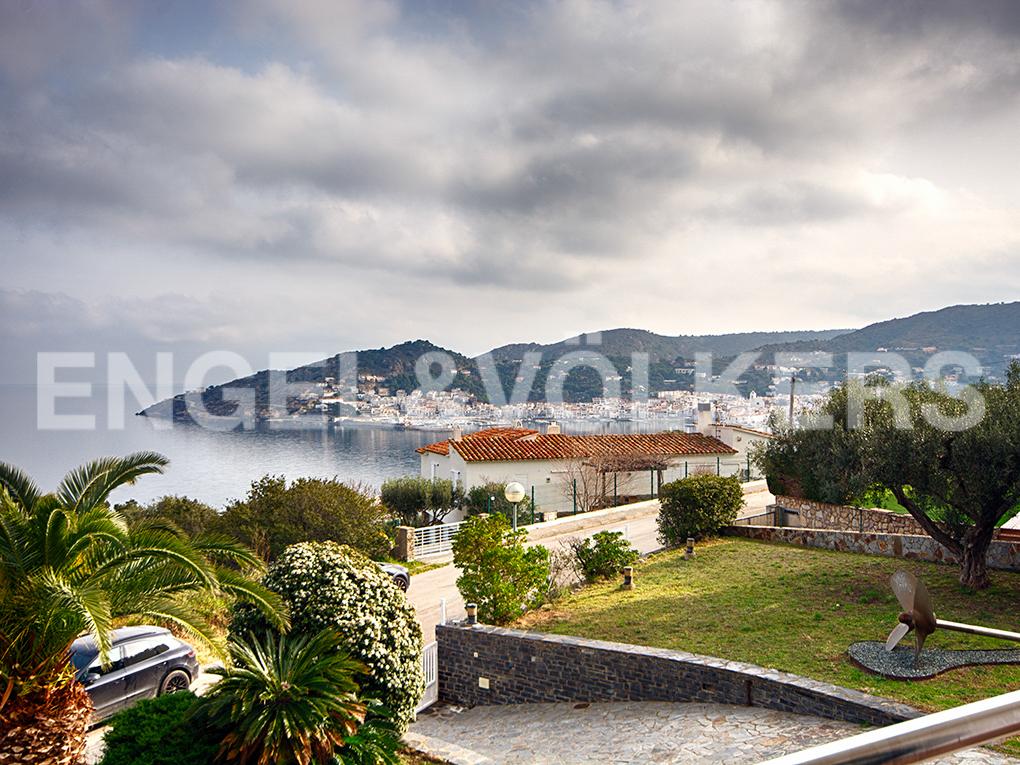 1 - beach walk house for sale in el port de la selva - costa brava catalonia spain