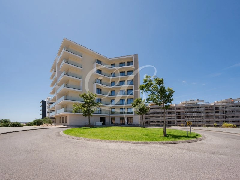 2 - apartment for sale in oeiras lisbon region portugal