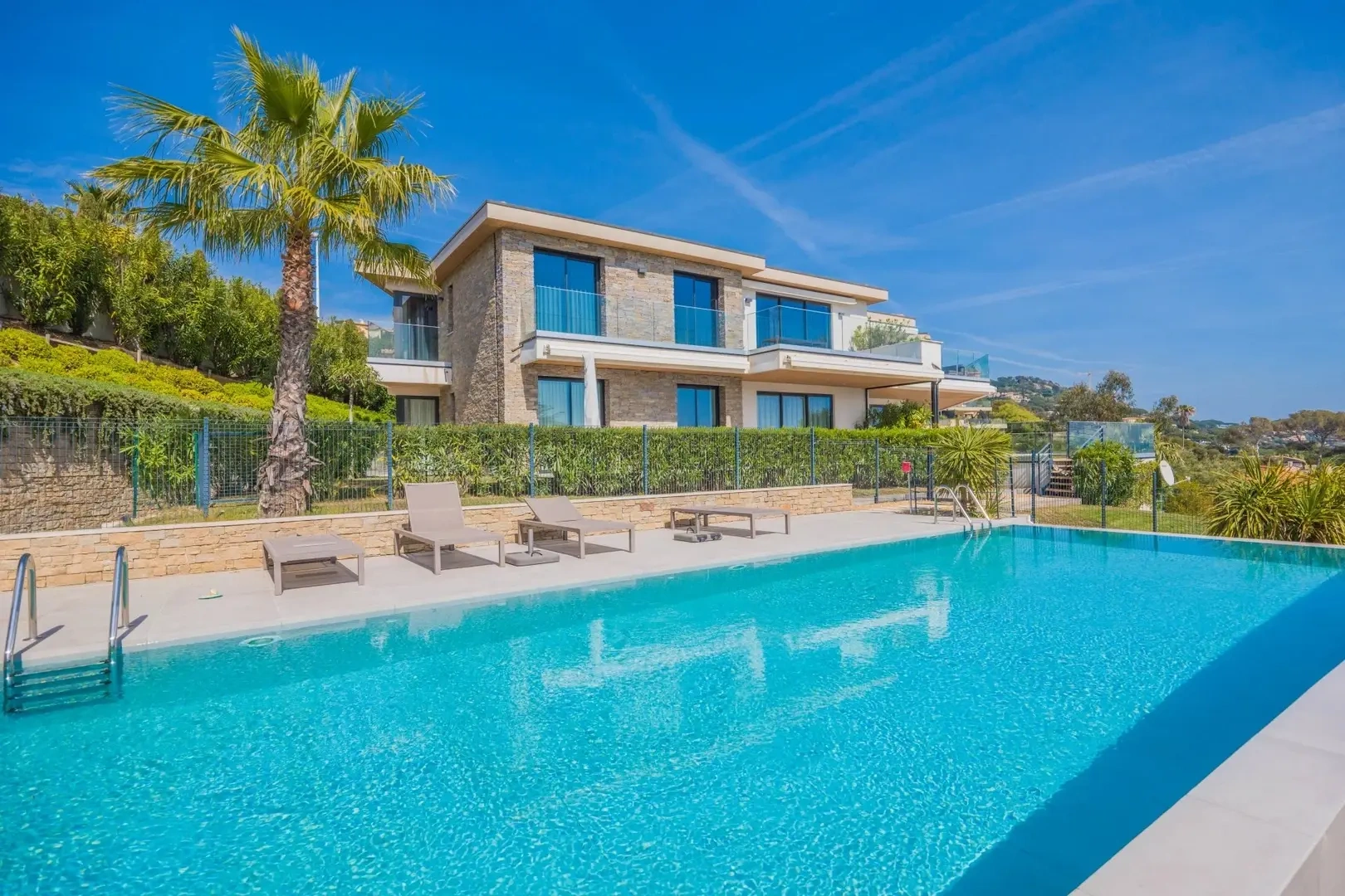 1 - продажа квартира вид моря sainte-maxime вар франция