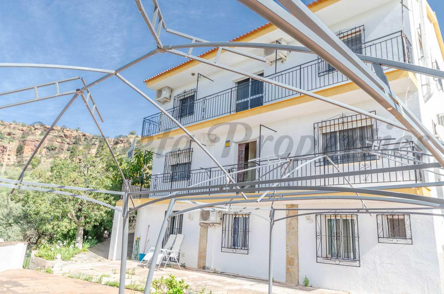 1 - verkauf haus comares andalusien spanien