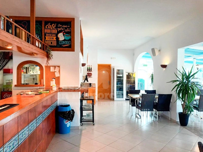 2 - venda espaço comercial vista de mar es mercadal minorca-ilhas baleares espanha