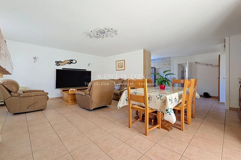 2 - venda casa le muy var frança