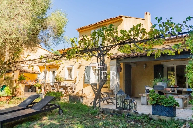 1 - verkauf haus gassin var frankreich