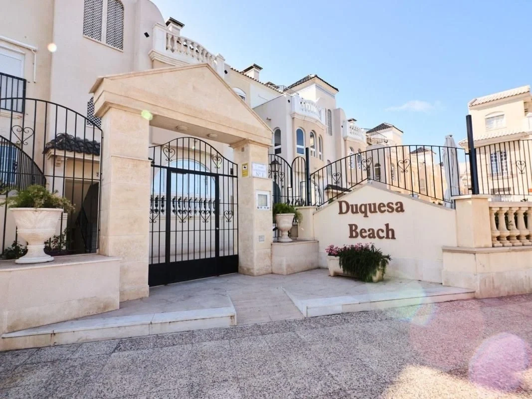 1 - verkoop appartement strand to voet torrevieja - costa blanca valencian community spanje