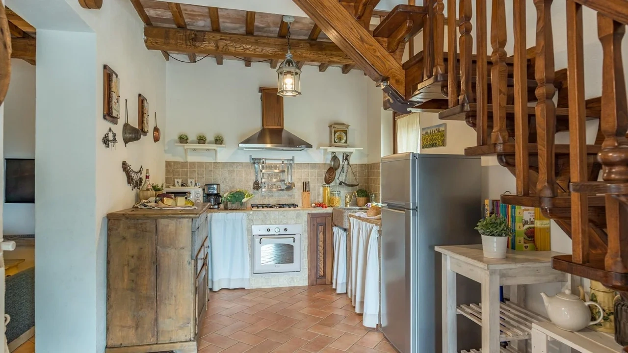 2 - venda propriedade castel del piano toscana itália