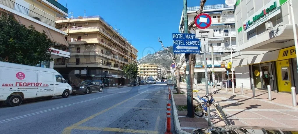 2 - venta comercio a pie de playa loutráki peloponeso grecia