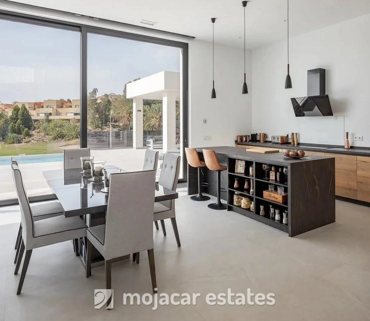 2 - verkoop villa vera andalusië spanje