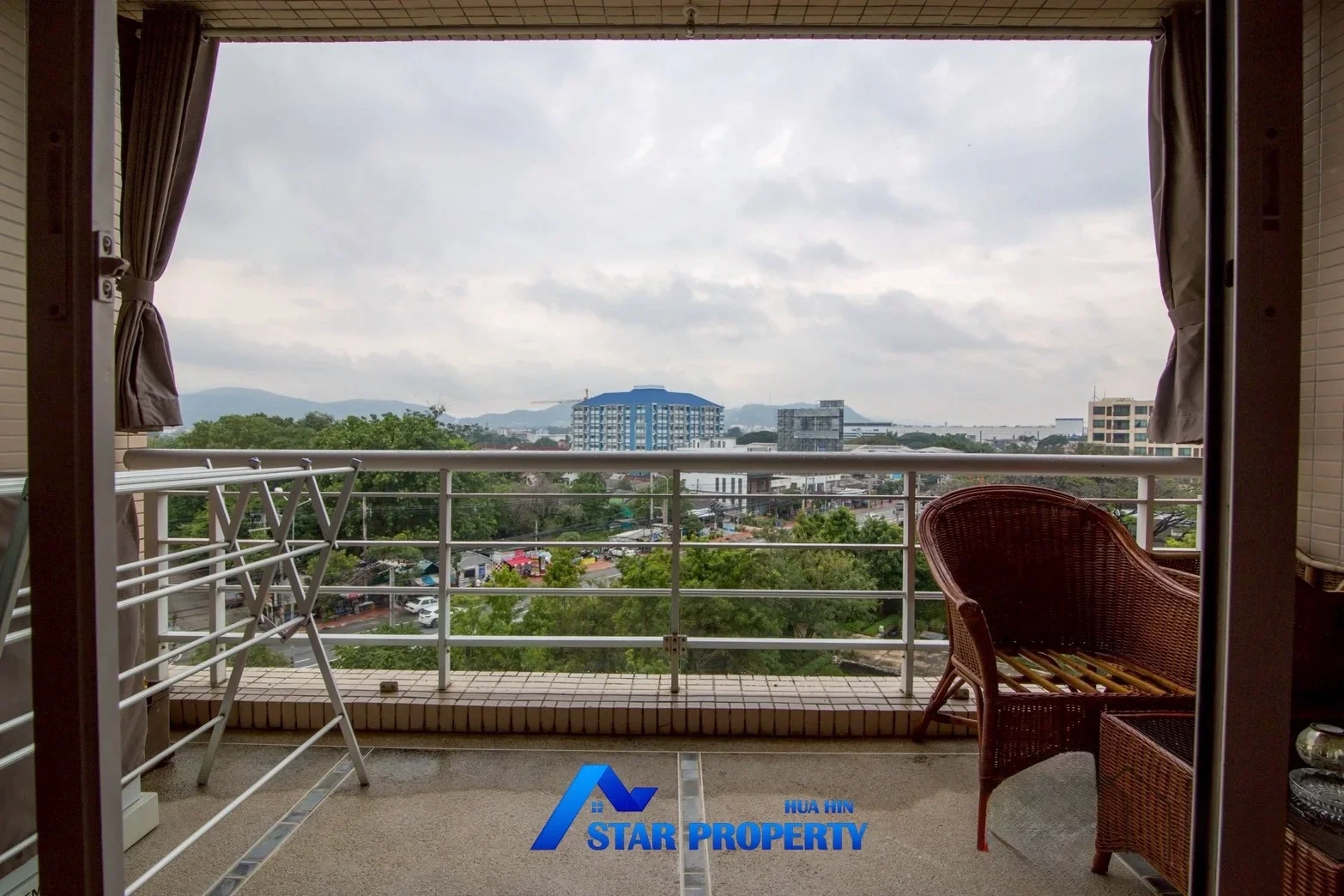 2 - verkoop appartement aan het water hua hin prachuap khiri khan thailand