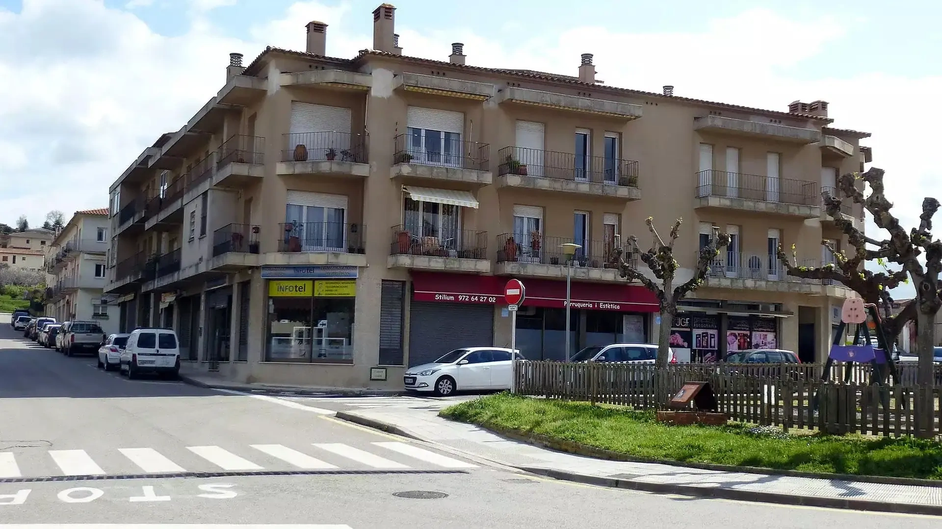 1 - venda espaço comercial la bisbal d'emporda catalunha espanha