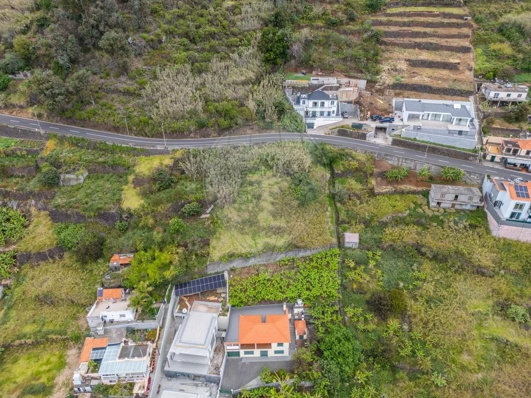 2 - verkoop terrein calheta madeira portugal